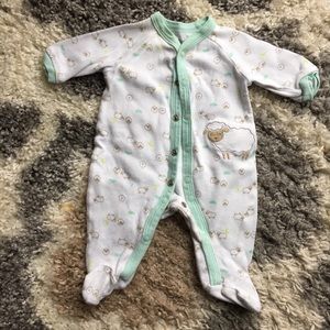 Gender neutral footie onesie w/ snaps